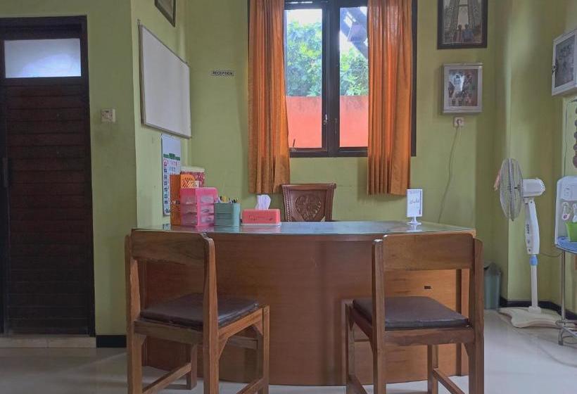 فندق Oyo 90199 Jec Residence Syariah