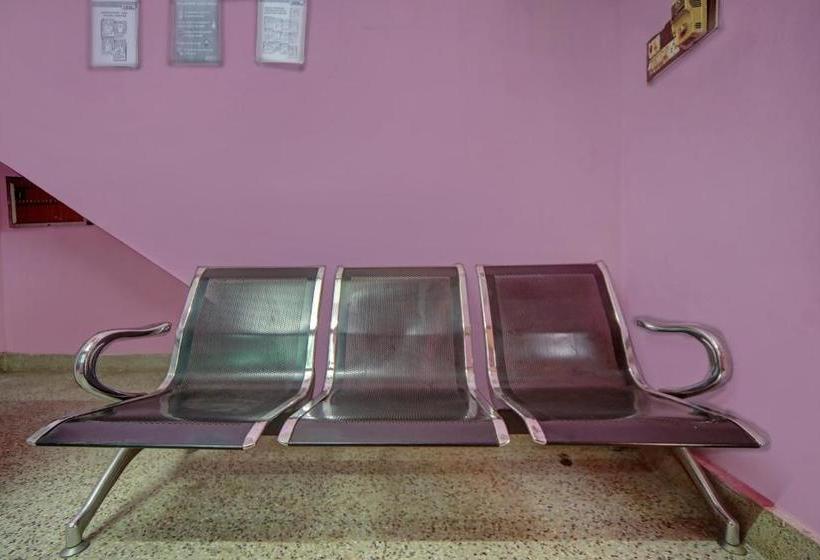فندق Vaccinated Staff  Spot On 76801 Rks Residency