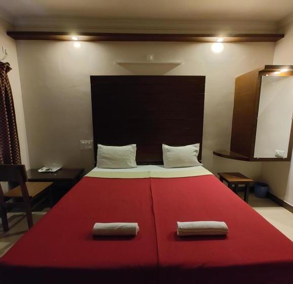 فندق Vyavahar Lodge