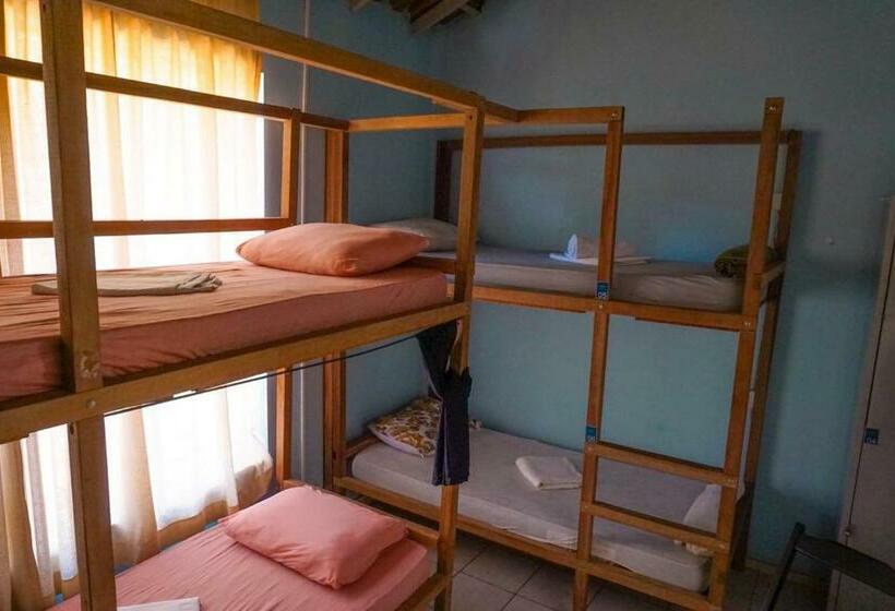 Banana Leaf Eco Hostel