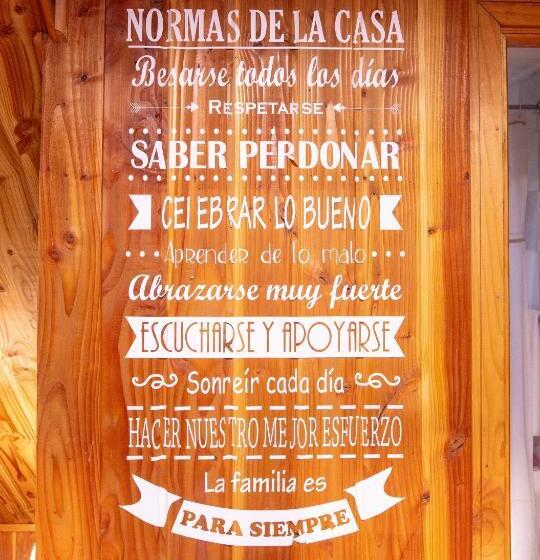 بنسيون Hostal La Casita Del Bajo