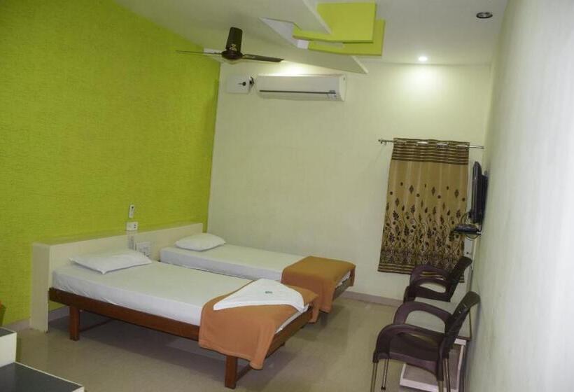فندق Uma Executive Lodging