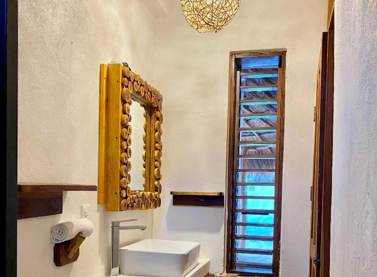 پانسیون Xcabal Hotel Boutique