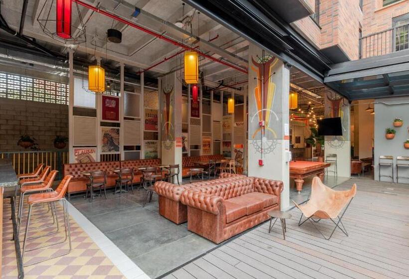 هاستل Masaya Medellin