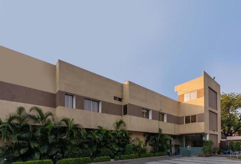 فندق Oyo 74137 Wonder Hill Guest House