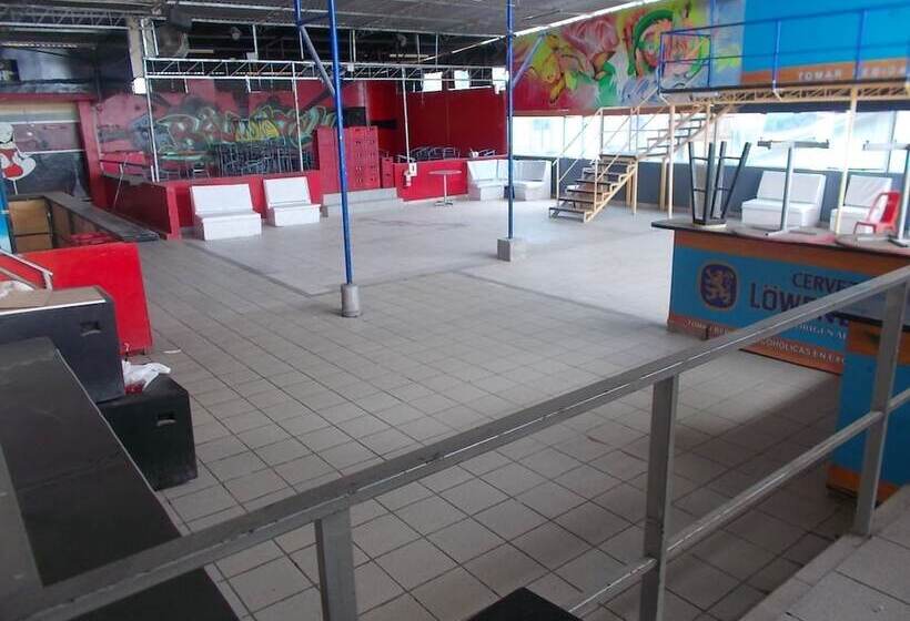 فندق Marina Del Bay