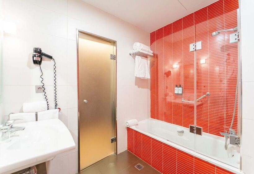 هتل Granada By Pierre & Vacances