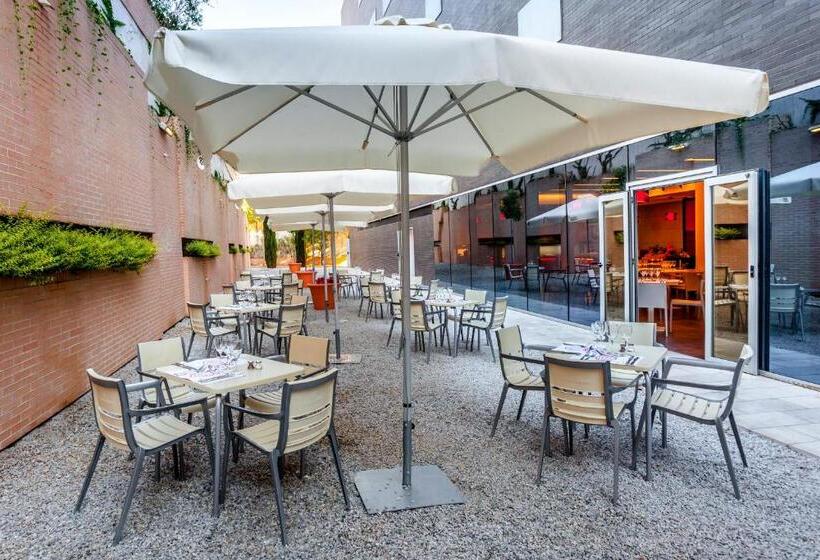 هتل Granada By Pierre & Vacances