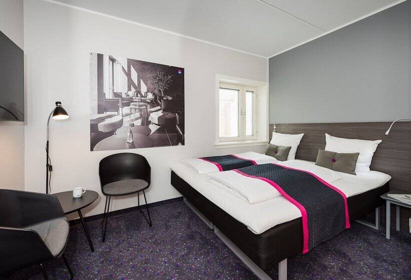 هتل Cabinn Odense
