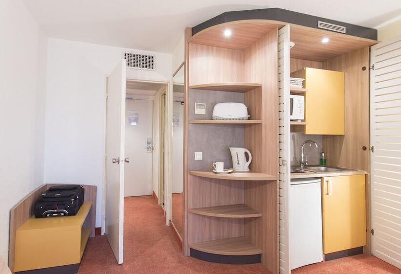 هتل Canal Suites   Paris La Villette