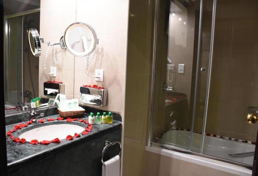 Habitat Hotel All Suites   Jeddah