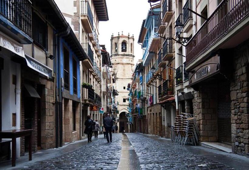 هتل Itxas Gain Getaria