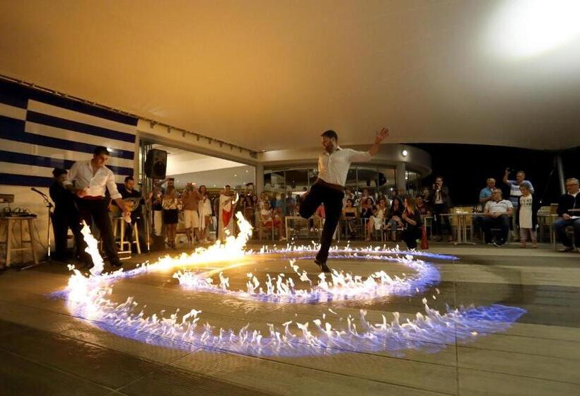 בית מלון כפרי Lyttos Beach