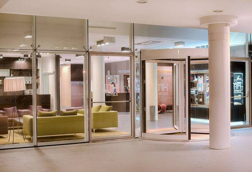 هتل NH Savona Darsena