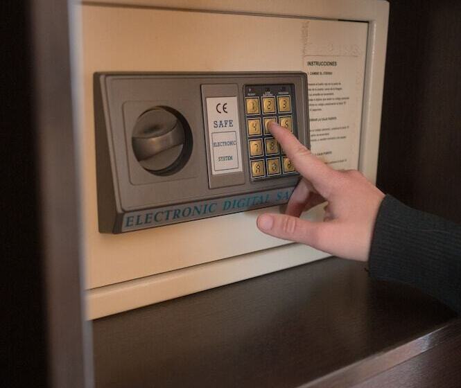 هتل Premium Tower Suites