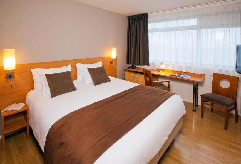 Отель Séjours & Affaires Rennes De Bretagne