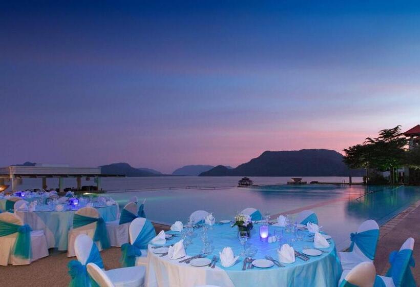 هتل The Westin Langkawi Resort & Spa
