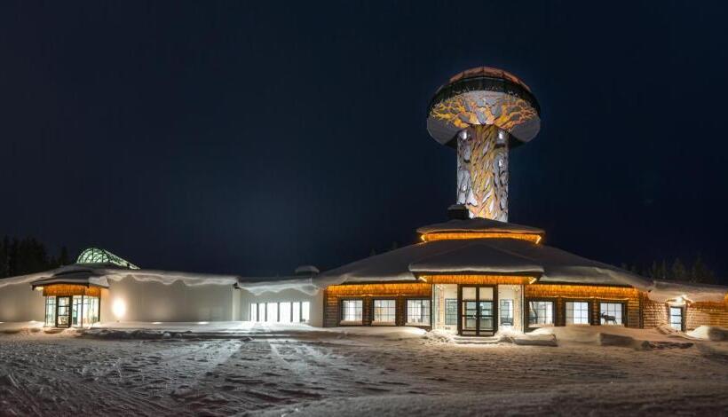 Kakslauttanen Arctic Resort   Igloos And Chalets