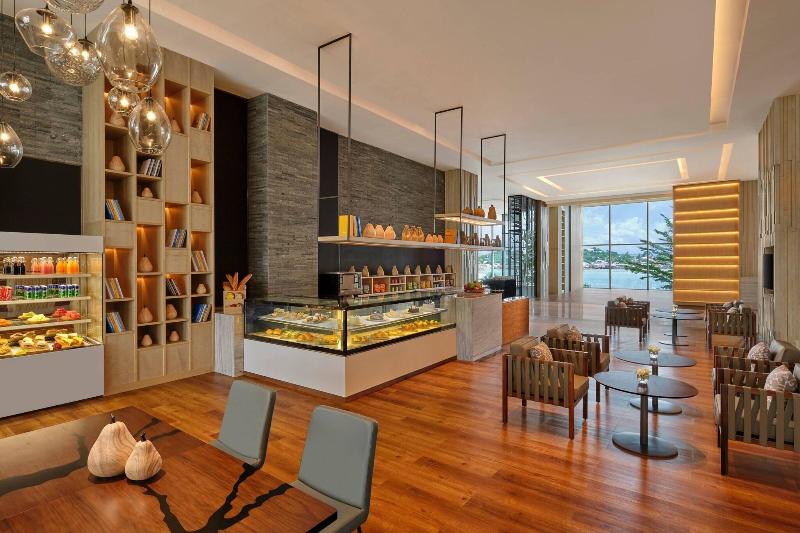Batam Marriott Hotel Harbour Bay