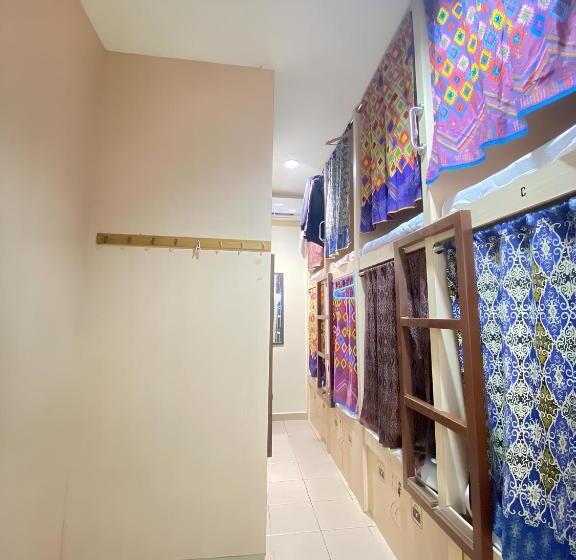 בית מלון כפרי H2 Segama Backpacker