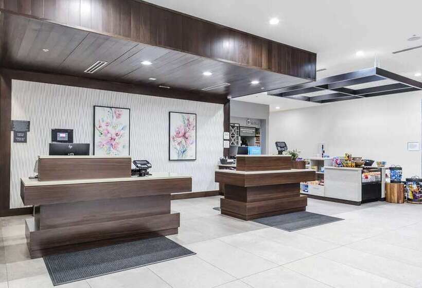 فندق Hilton Garden Inn Detroit Utica