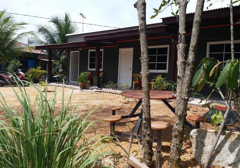 هتل Idaman Guest House