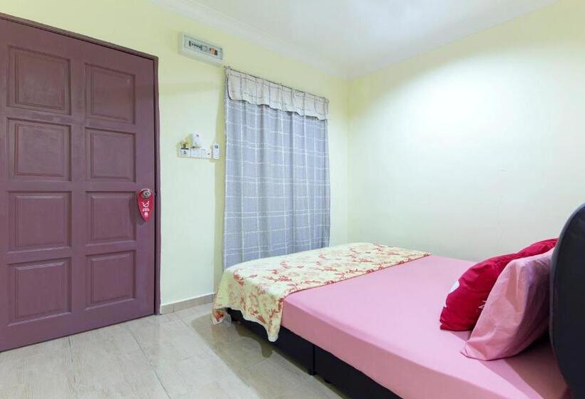 هتل Kampung Guest House   Hostel