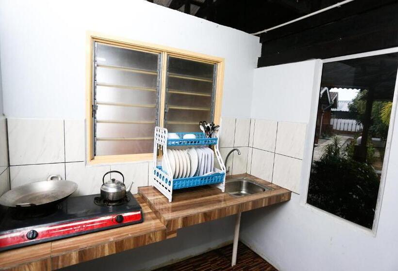 هتل Pondok Muara Chalet