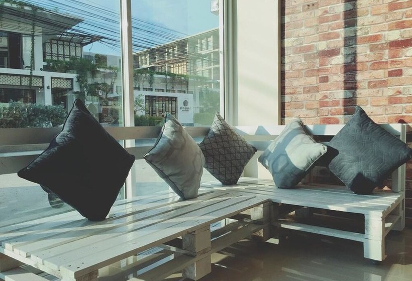 ホテル Take A Break At Naiyang Beach Hostel