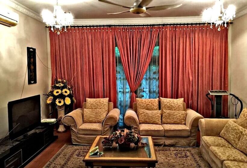 هتل Villa Shamir Near Klia