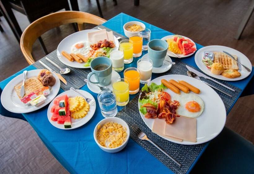 استراحتگاه Blue Tara Hotel Krabi Ao Nang