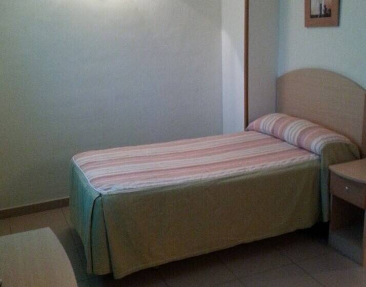 Hostal El Arco