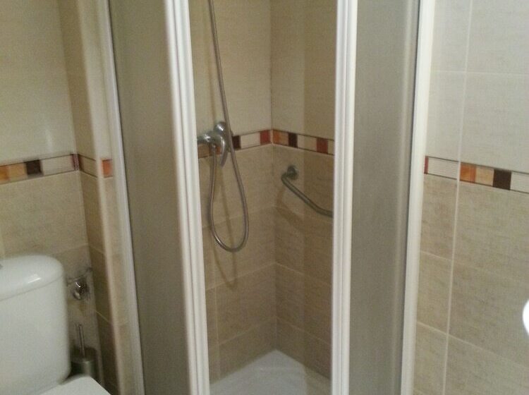 Hostal El Arco