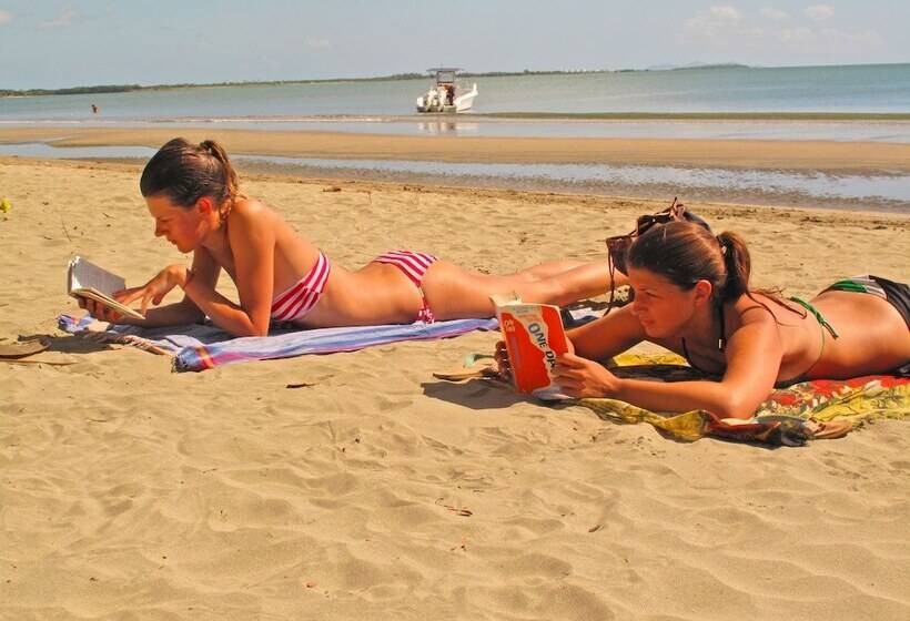 Hotel Aquarius On The Beach