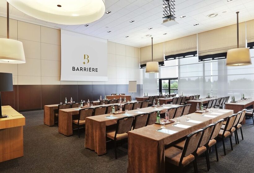 ホテル Hôtel Barrière Le Grand Hôtel Enghien Les Bains