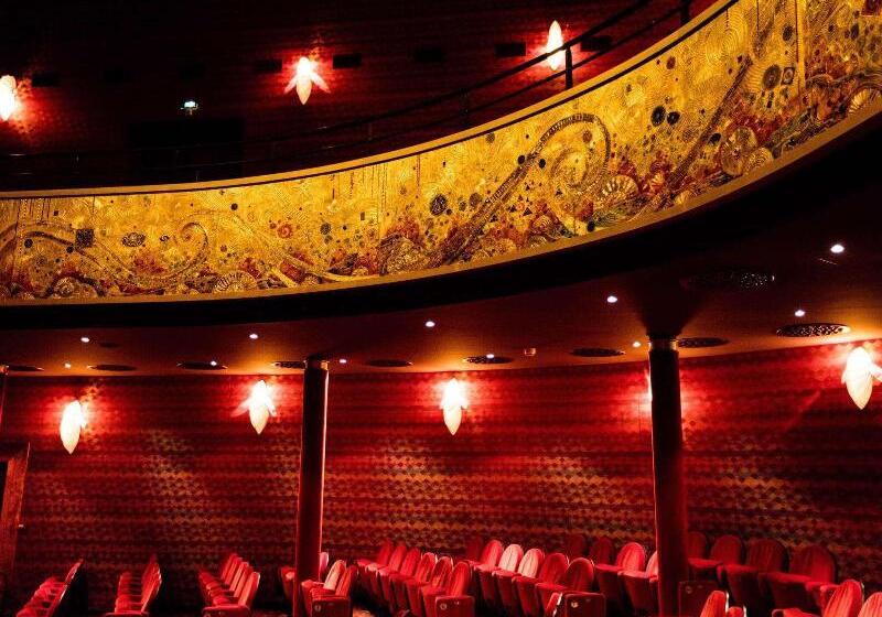 ホテル Hôtel Barrière Le Grand Hôtel Enghien Les Bains