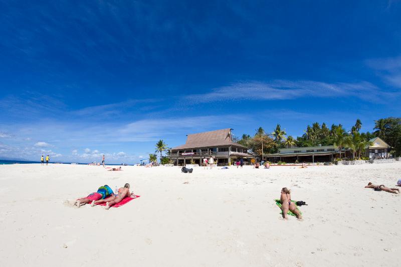 فندق Beachcomber Island Resort