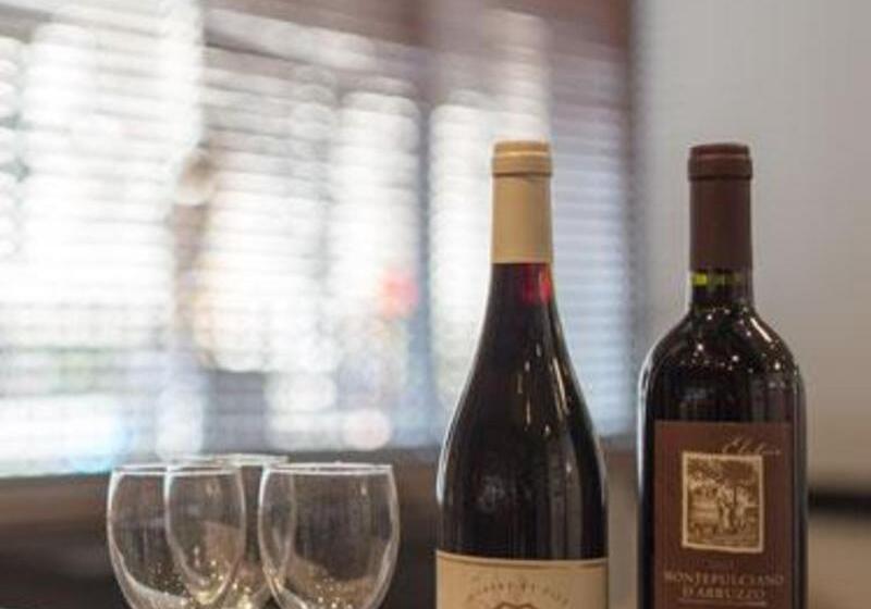 هتل Lancaster Hall