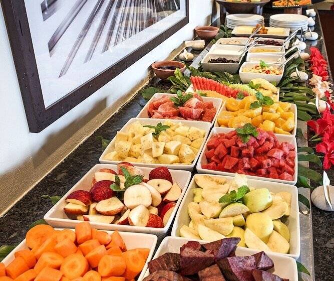 هتل Likuliku Lagoon Resort   Adults Only