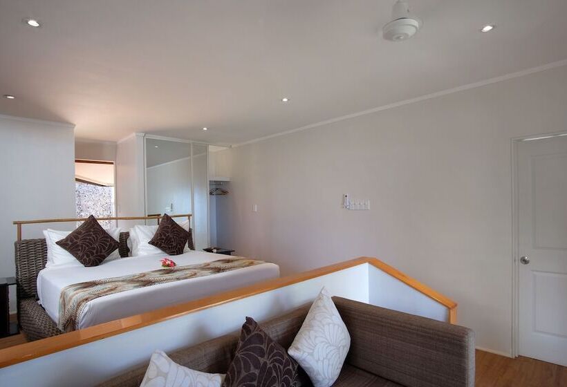 هتل Nanuya Island Resort