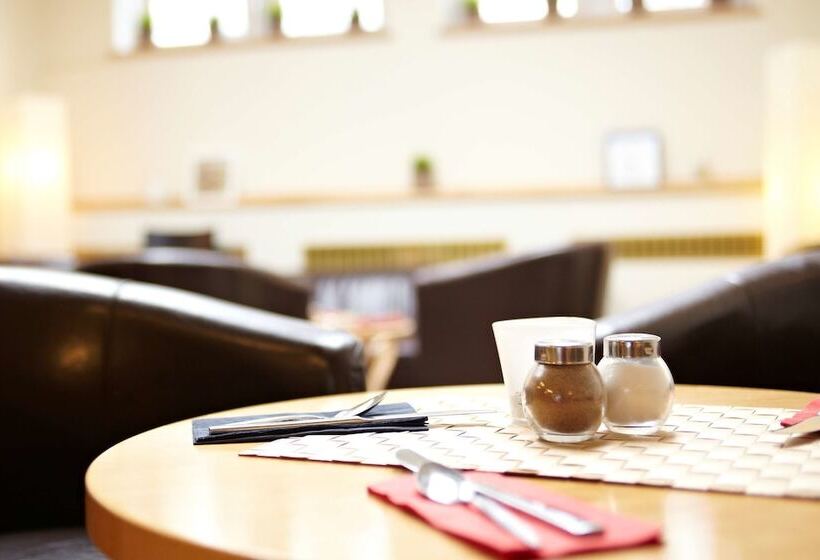 هتل Ostseehalle Kiel By Premiere Classe