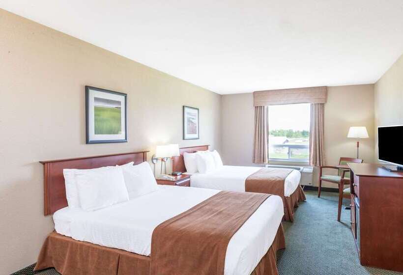 فندق Super 8 By Wyndham Windsor Ns