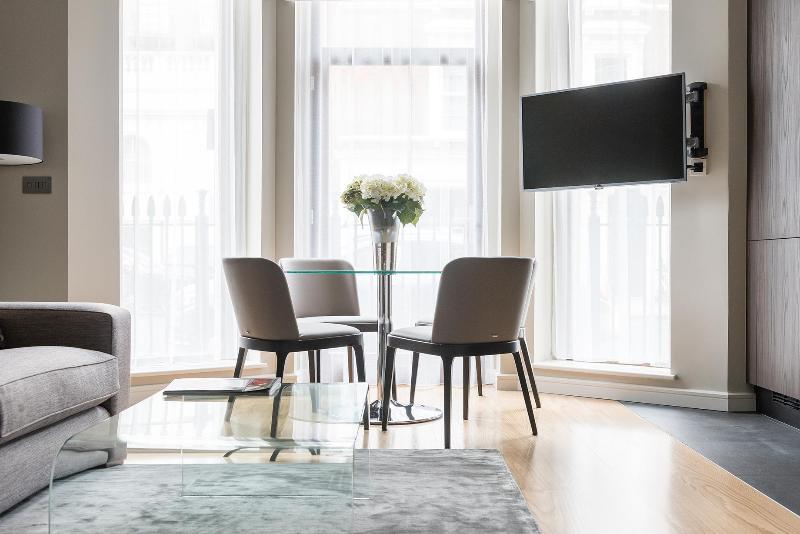 هتل The Harrington Apartments