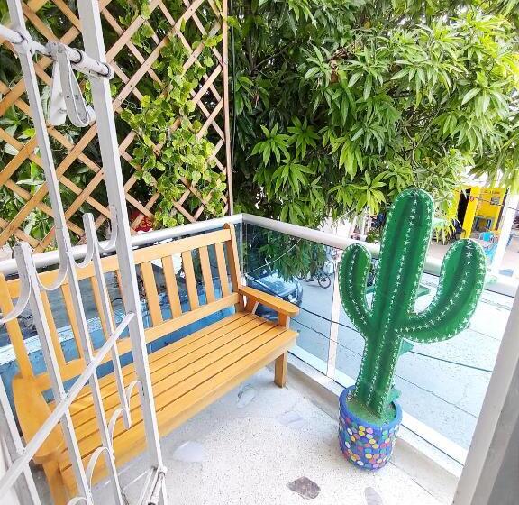 پانسیون Tranvia