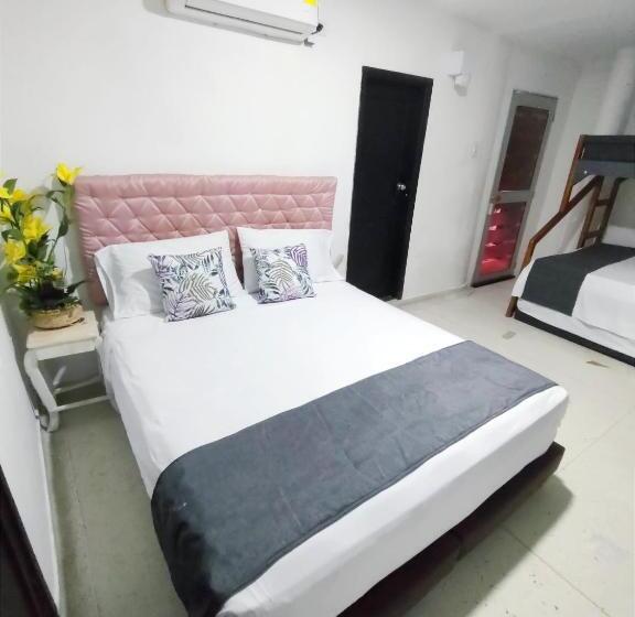 پانسیون Tranvia