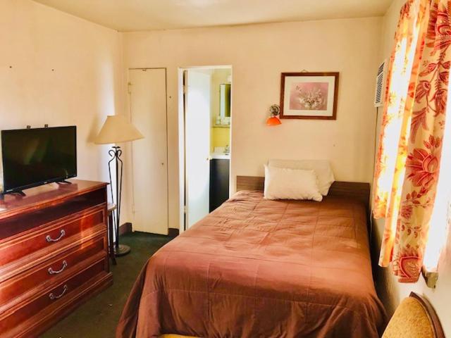 Guest Ranch Motel