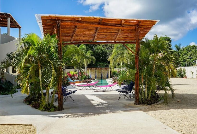 هتل Blue Palm Bacalar