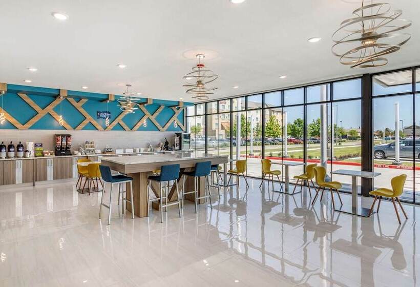 בית מלון כפרי Clarion Pointe Port Arthur Beaumont South