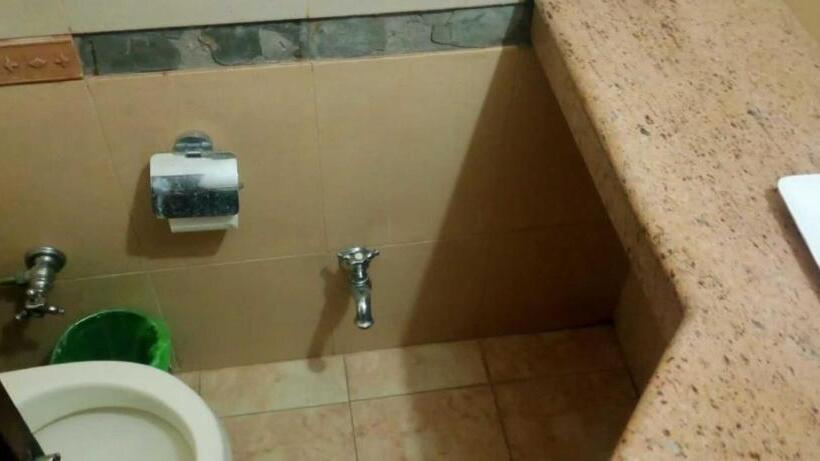 فندق Corporate Inn