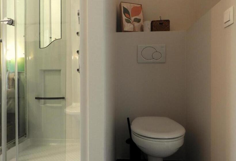 فندق Guesthouse De Wissen